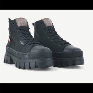 Palladium Revolt Women's Lace-Up Boots